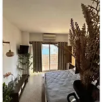 Modern & Sunny *