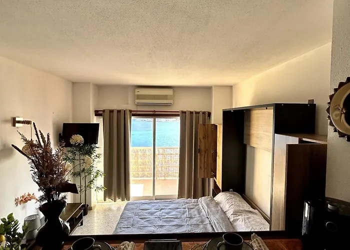 Modern & Sunny * Calp