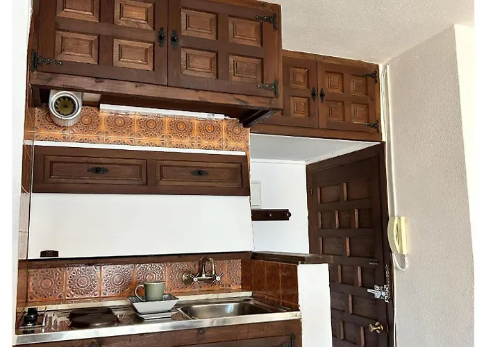 Modern & Sunny Appartement